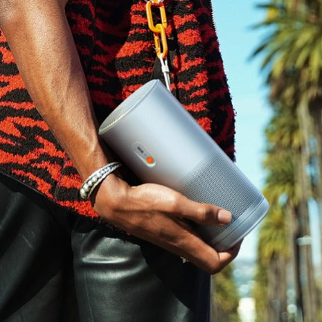 Test du petit projecteur laser XGIMI MoGo 4 Laser : où la portabilité rencontre le triple laser