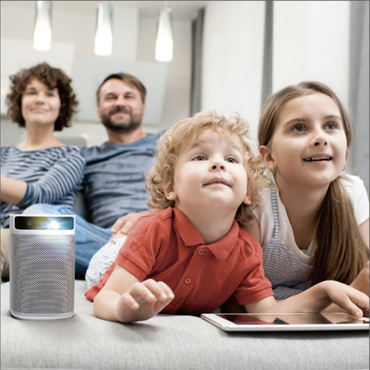 MoGo Pro - 1080p pico projecteur - adapté aux familles avec enfants